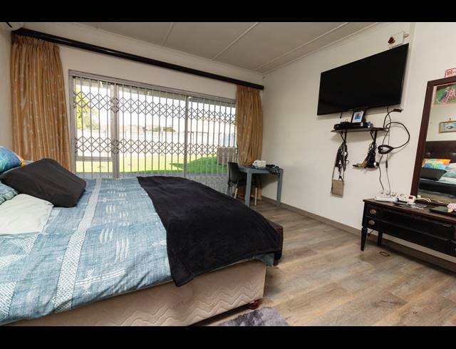 4 BEDROOM HOUSE FOR SALE IN MALVERN